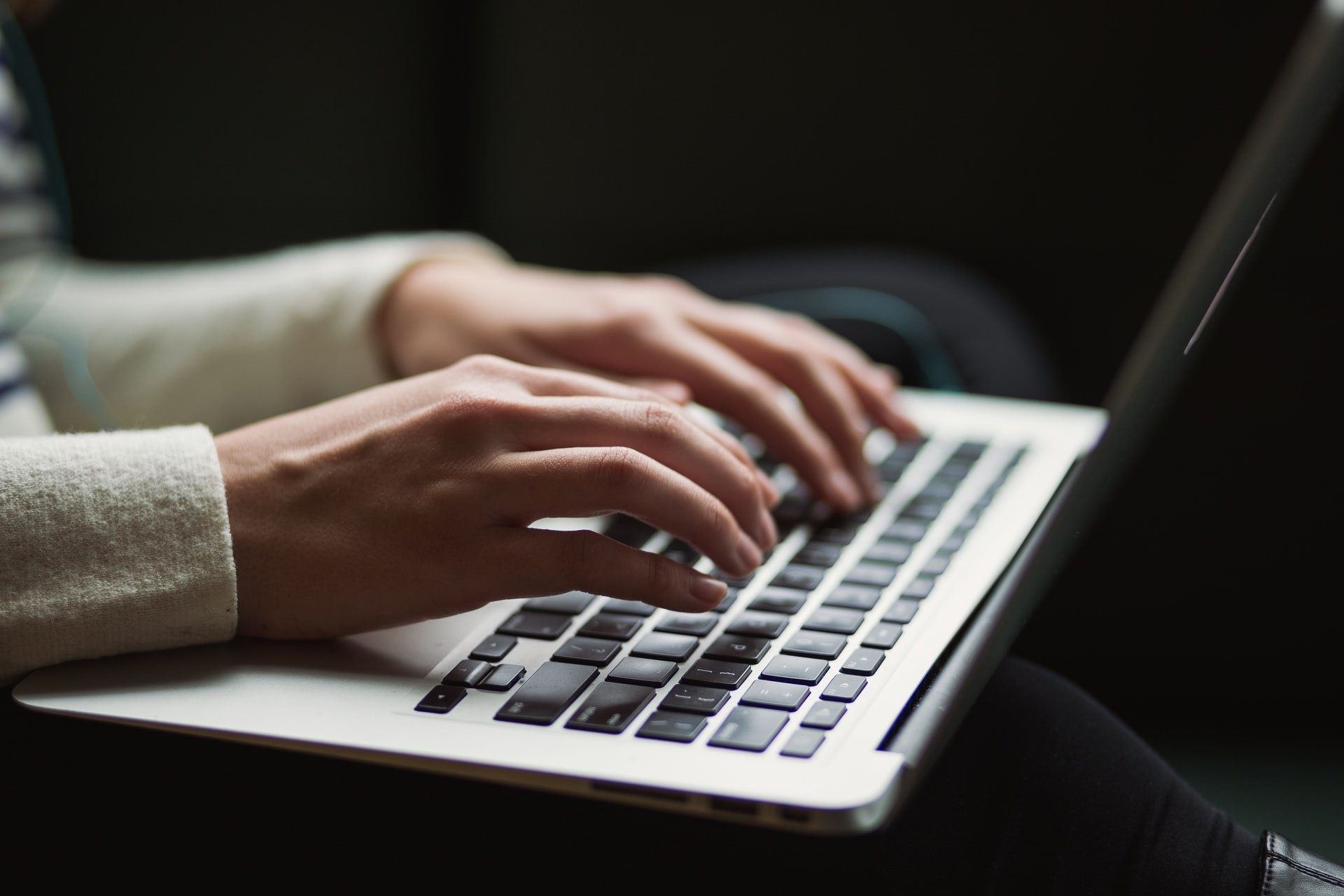 https://sihma.websolutionsdesk.com/photos/shares/kaitlyn-baker-vZJdYl5JVXY-unsplash.jpg